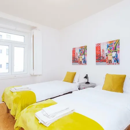 Апартаменты Sao Bento Unik House Лиссабон